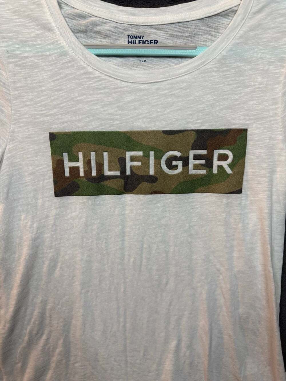 Tommy Hilfiger Denim Camo Box Logo T-Shirt Size S White - Picture 2 of 7